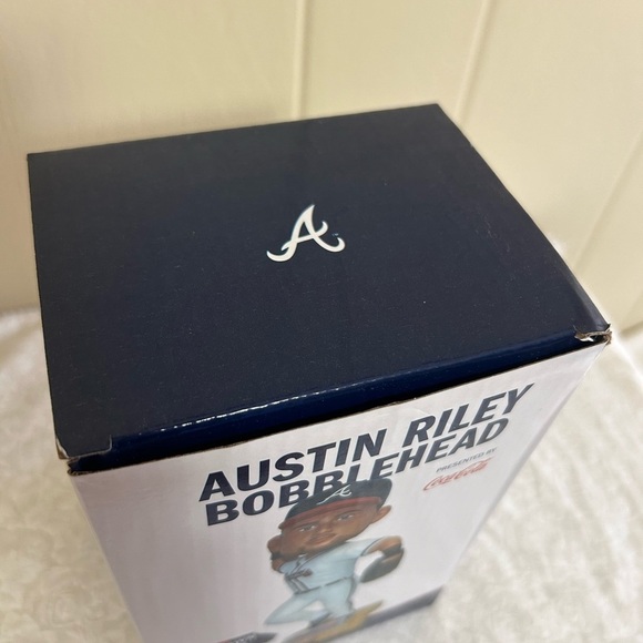 NWT 2023 Hometown Series Austin Riley Atlanta Braves Mississippi Bobblehead - Picture 5 of 8